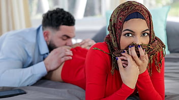 Stepbro teaches young Muslim sister about sex before her wedding in HD video